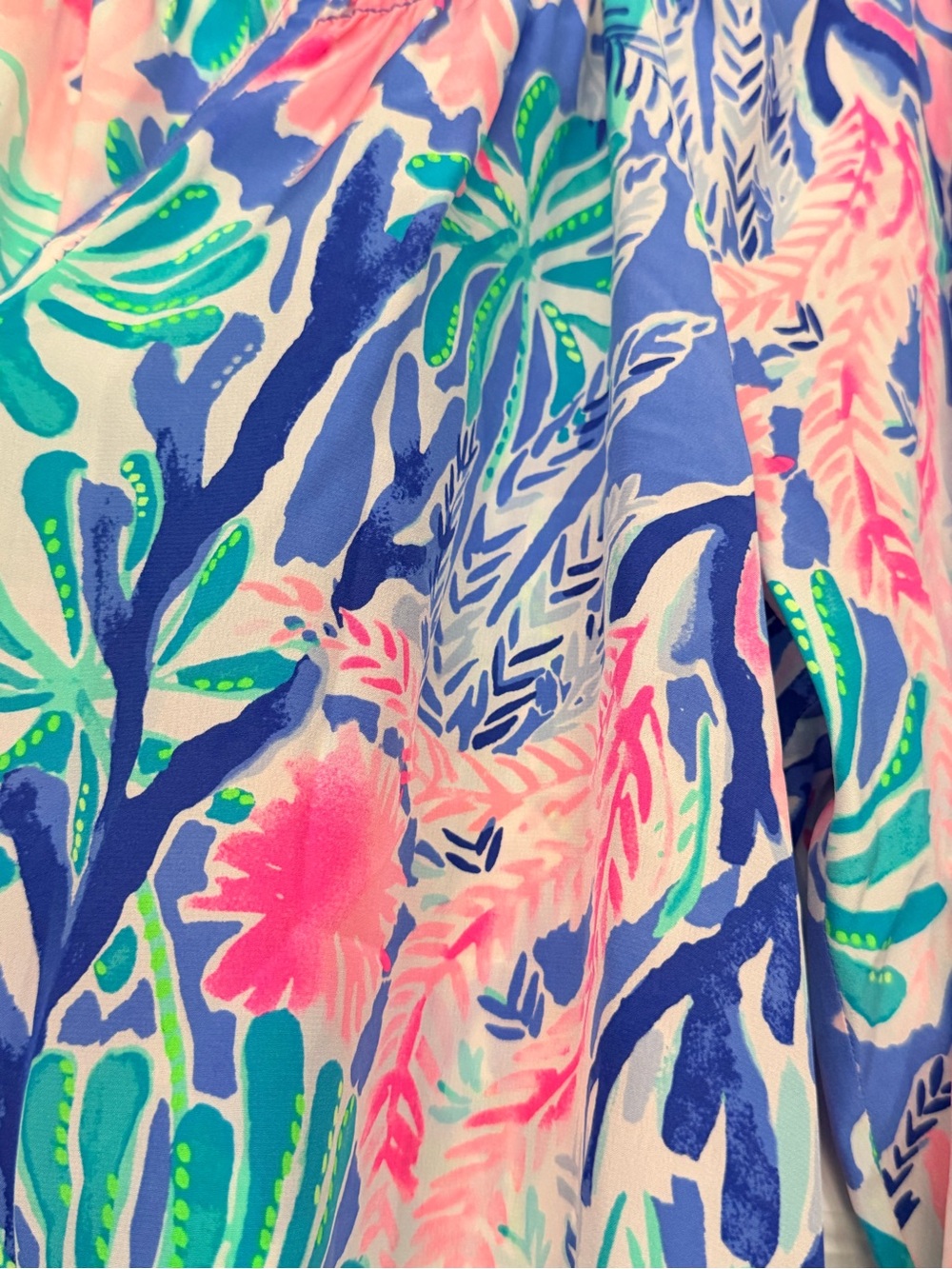 Lilly Pulitzer Elsa Top Jet Stream 100% Silk Blouse size Medium blue pink - Picture 7 of 9